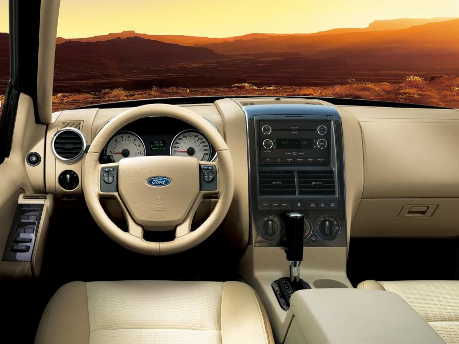  Ford Explorer Sport Trac 2006 года  (фото 16 из 24)